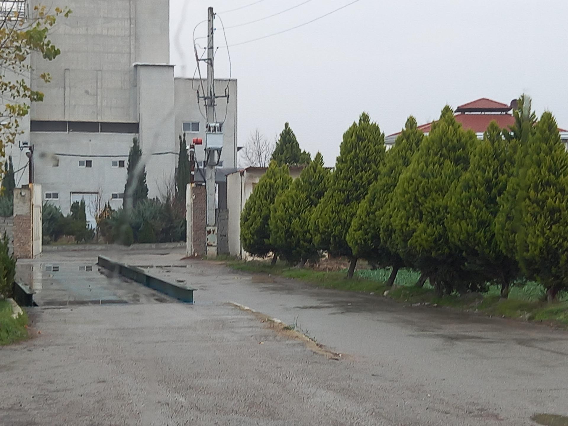 عکس کارخانه آرد ستاک خالقی