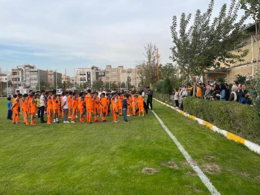 عکس زمین چمن کوچک باشگاه سایپا