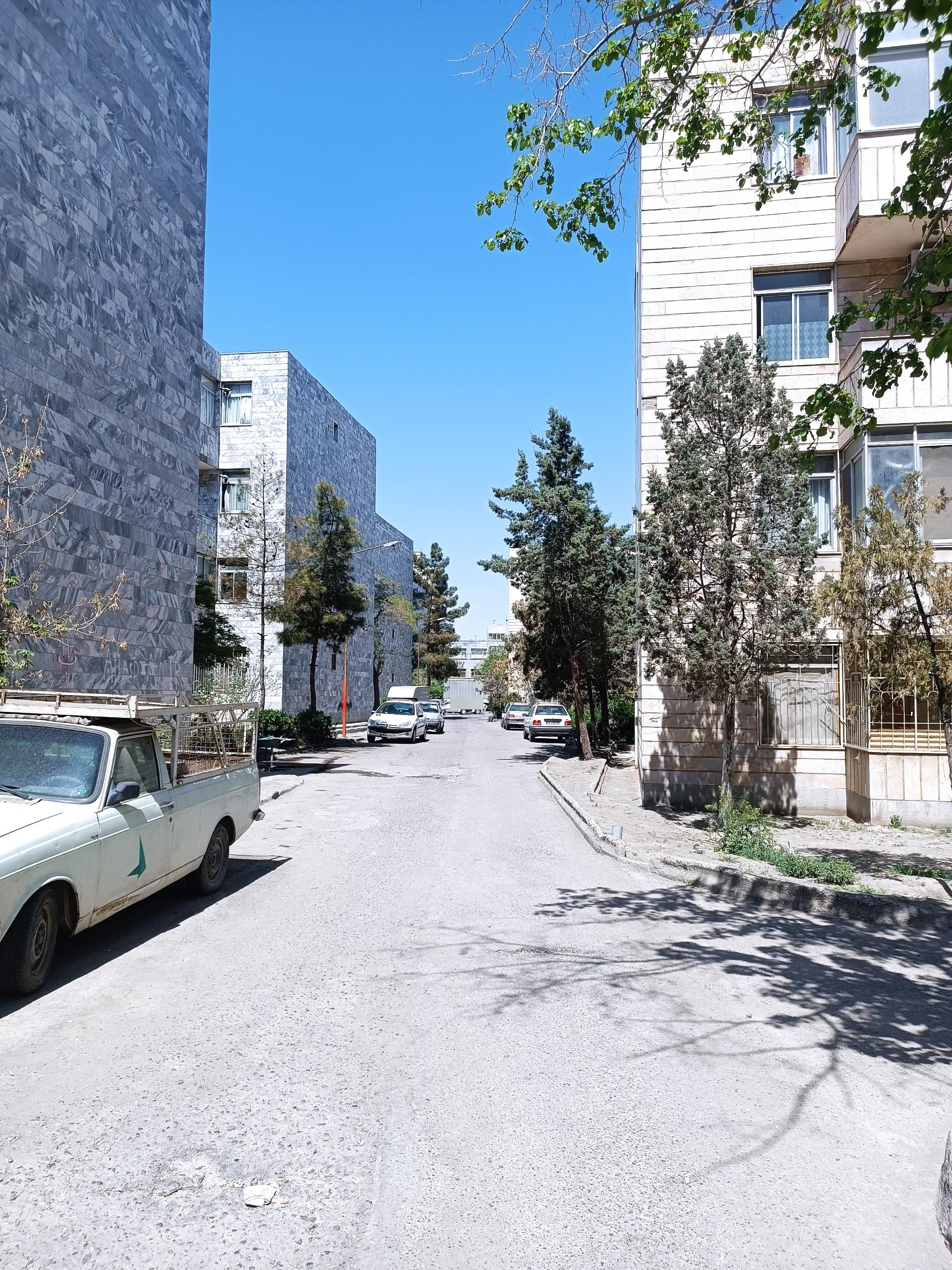 عکس مجتمع مسکونی یاس