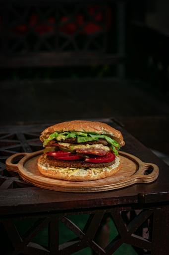 عکس فست فود مسترمزه