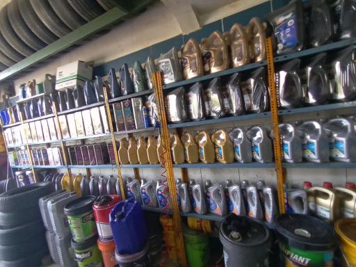 عکس تاپ سرویس مدرن میدان بار 