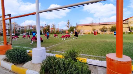 عکس زمین چمن کوچک باشگاه سایپا