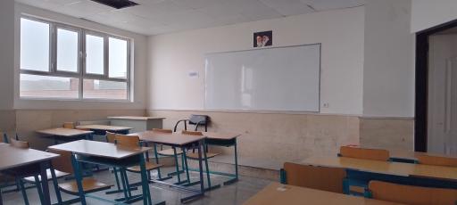 عکس دبیرستان متوسطه اول پسرانه دانشمند