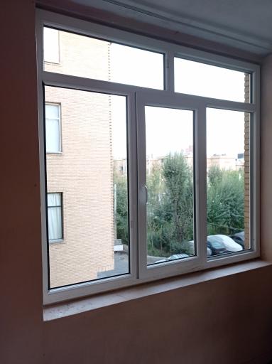 عکس پنجره دوجداره UPVC