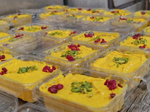 عکس رستوران و غذای بیرون بر عمو مختار