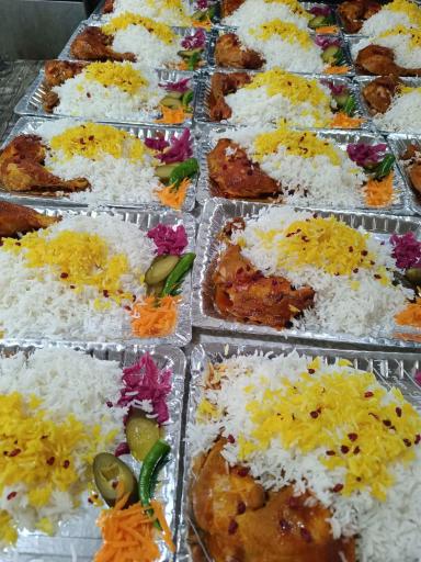 عکس رستوران و غذای بیرون بر عمو مختار