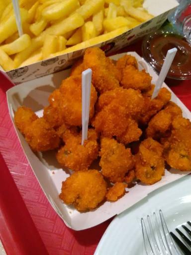 عکس رستوران و پیتزا شوپه