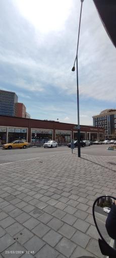 عکس فروشگاه زنجیره ای هایپر فامیلی