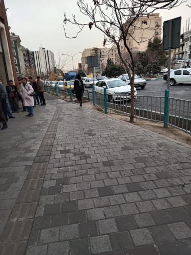 عکس فروشگاه زنجیره ای هایپر فامیلی