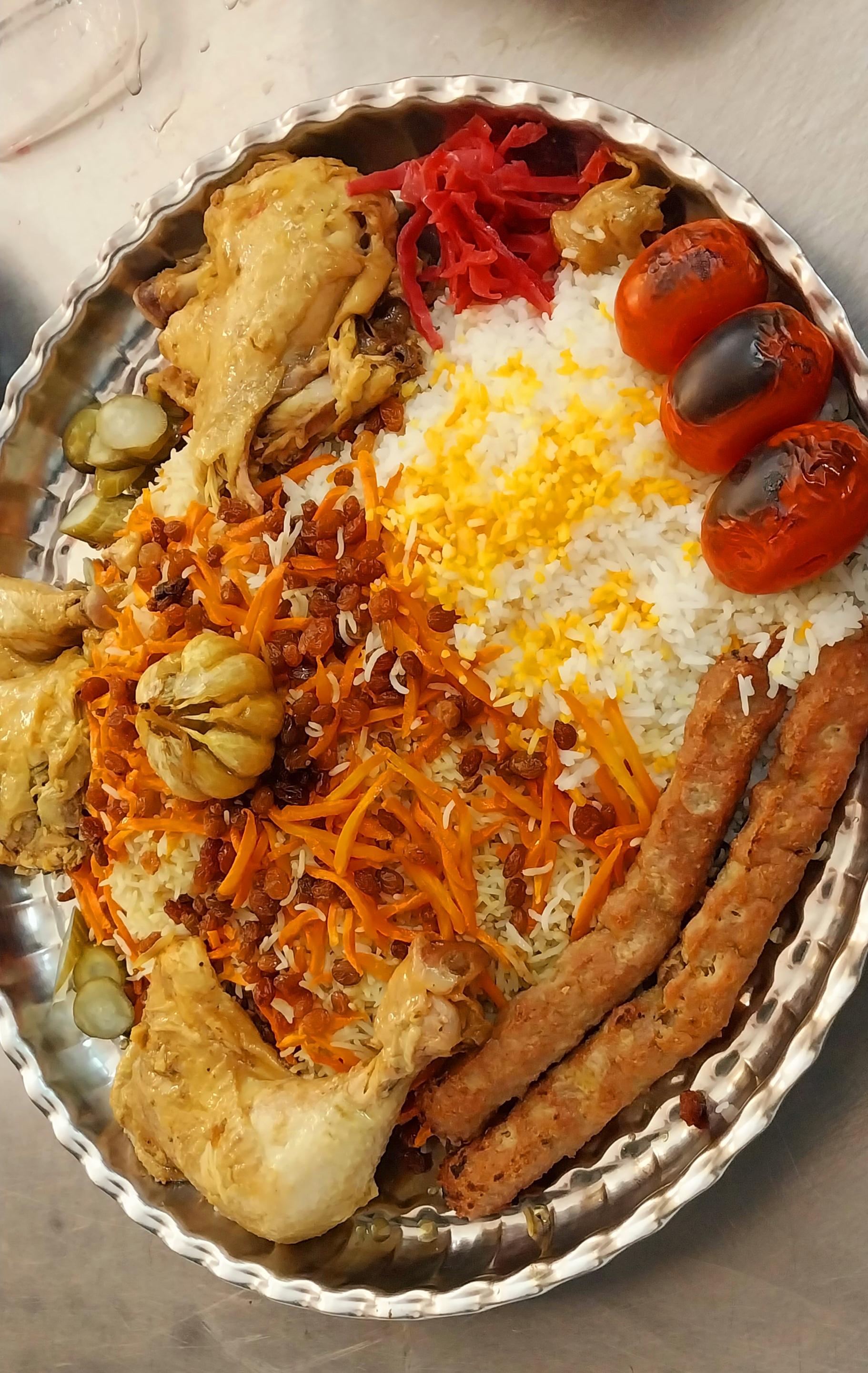 عکس کترینگ غذای نورآذربایجان