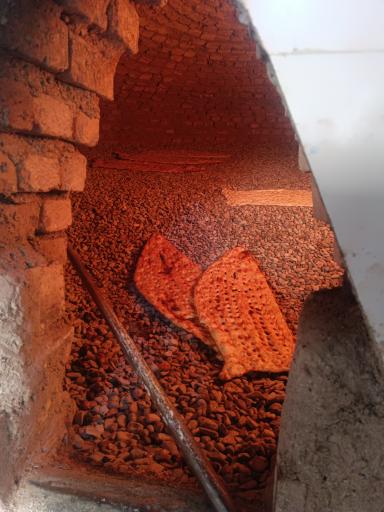 عکس سنگکی سنتی دکتر نان