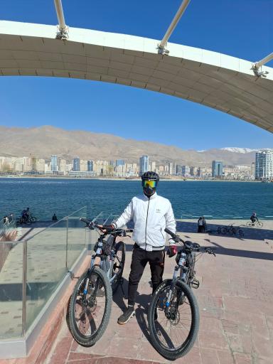 عکس گذر موج دریاچه چیتگر