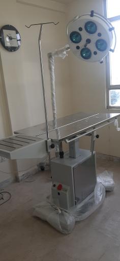 عکس بیمارستان دامپزشکی و مرکز واکسیناسیون دکتر فرج نژاد