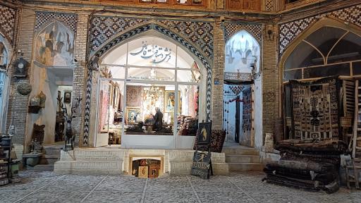 عکس ورودی بازار بزرگ و بازار سنتی کاشان