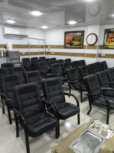 عکس آزمایشگاه تشخیص طبی رازی