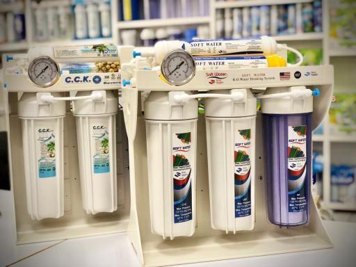 عکس خدمات تصفیه آب قطره زلال