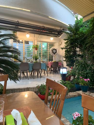 عکس رستوران گیلاکو