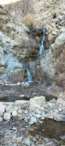 عکس آبشار دره نوسنگ حصارک