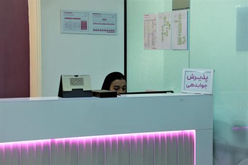 عکس آزمایشگاه پاتوبیولوژی پیروز