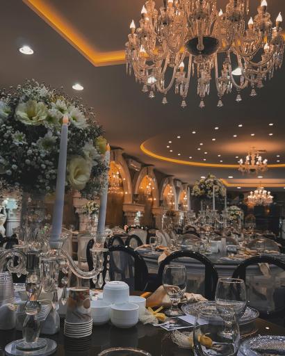 عکس باغ عمارت اکسیر