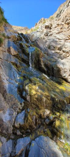 عکس آبشار دره نوسنگ حصارک