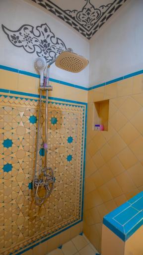 عکس هتل کاشانه روشن