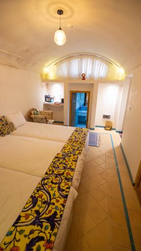 عکس هتل کاشانه روشن