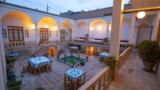 عکس هتل کاشانه روشن