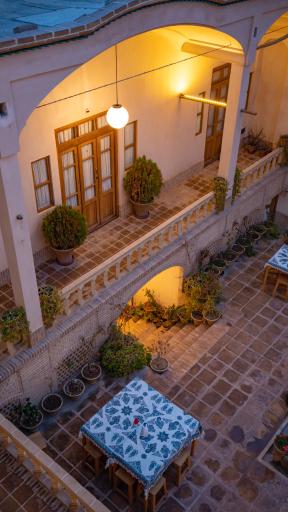 عکس هتل کاشانه روشن