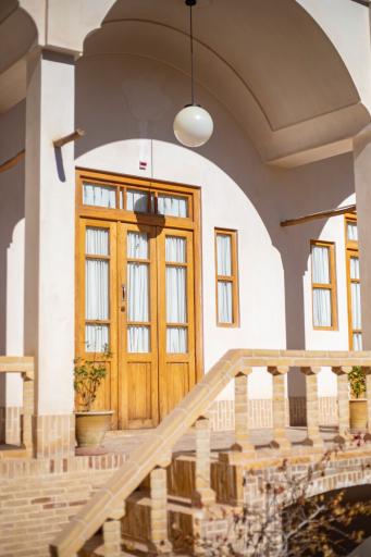 هتل کاشانه روشن