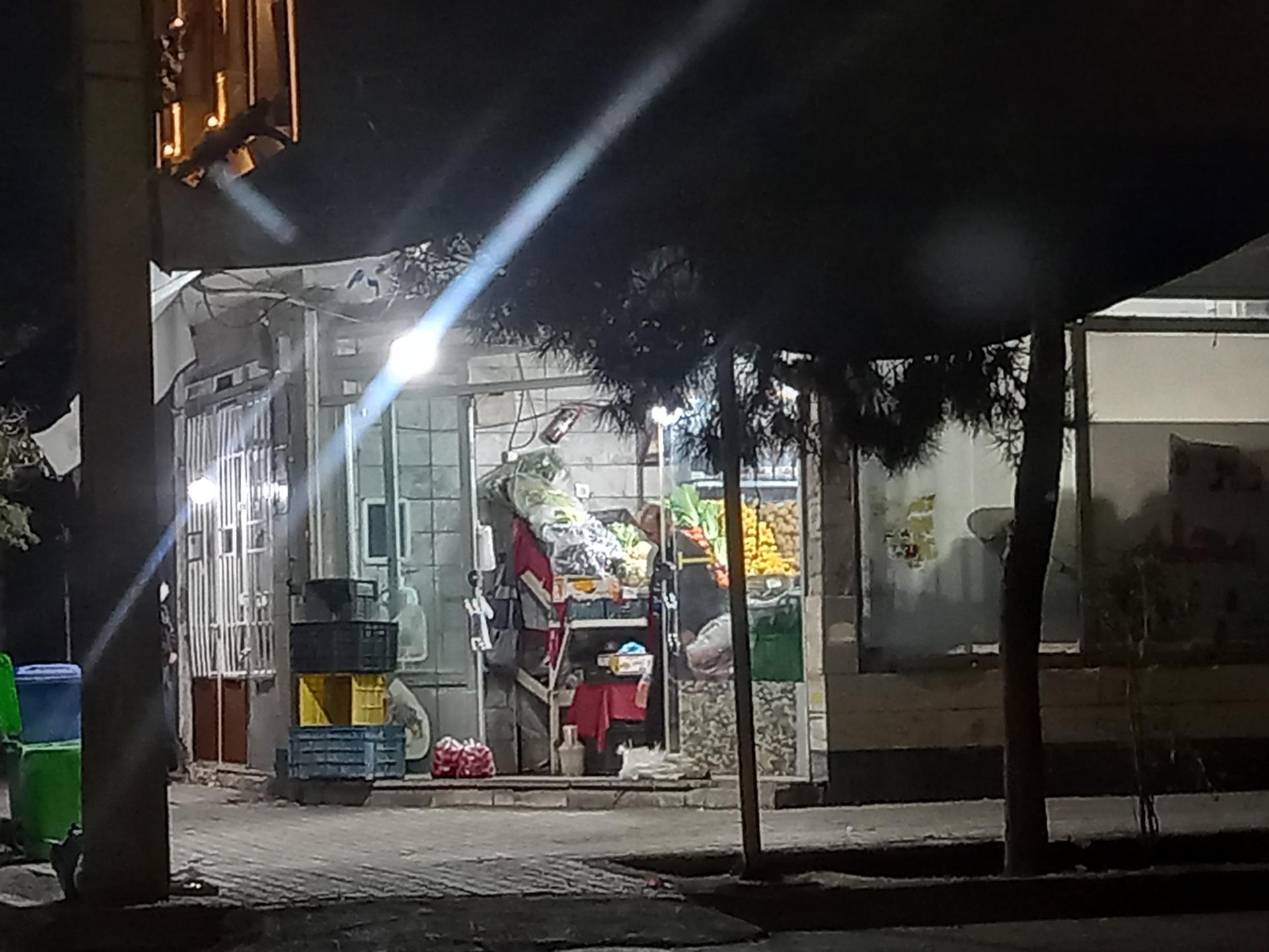 عکس میوه فروشی 