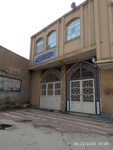 عکس مسجد و امامزاده دوخواهران