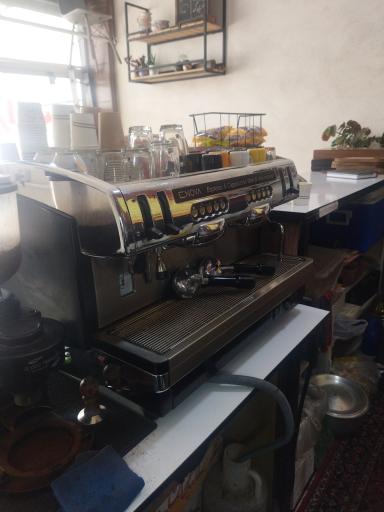 عکس کافه ترانزیت