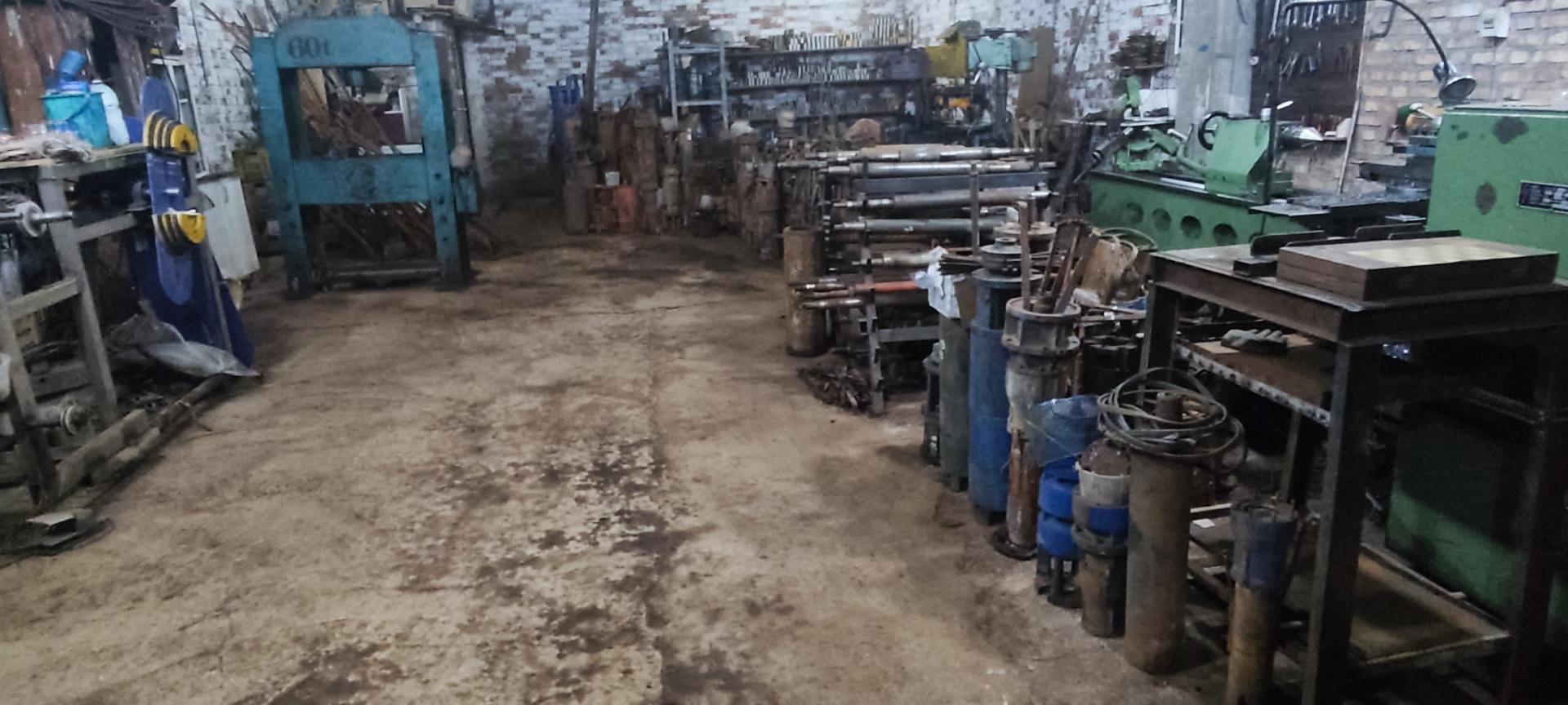 عکس تعمیر شناور