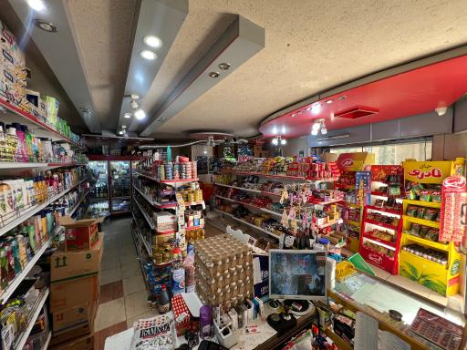 سوپرمارکت قرمزآبی