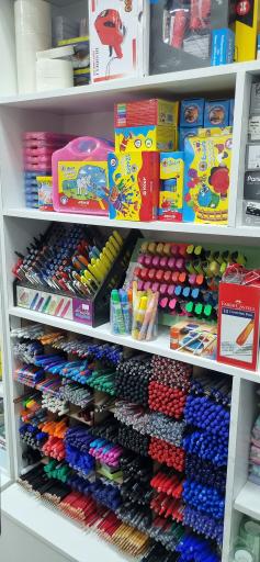 عکس نوشت افزار تات