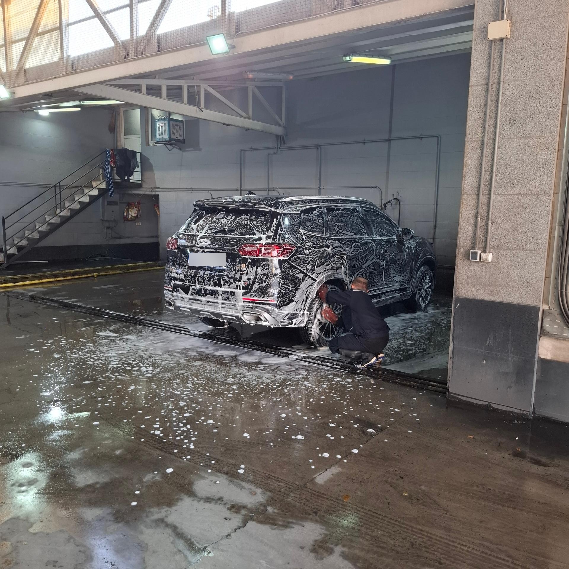 عکس کارواش فجر