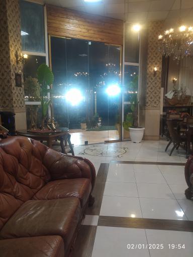 عکس کافه رستوران میزبان