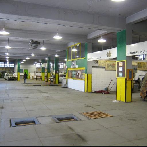 عکس کارگاه مکانیک خودرو 