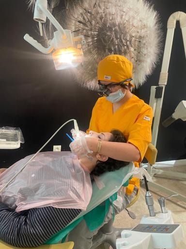 عکس کلینیک دندان پزشکی آرامش