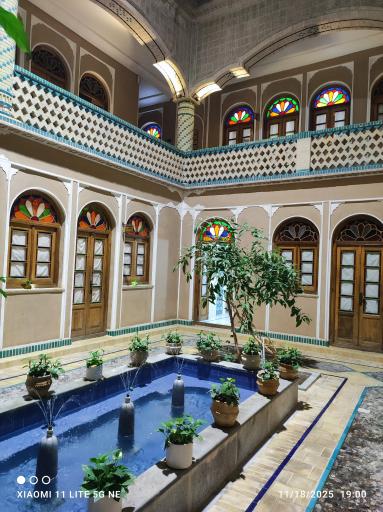 عکس هتل فاضلی یزد