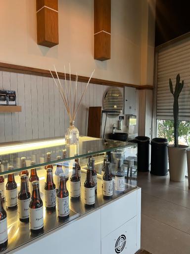 عکس کافه جلاتریا دلفیکو