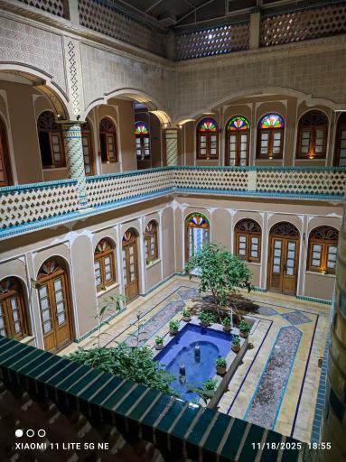 عکس هتل فاضلی یزد