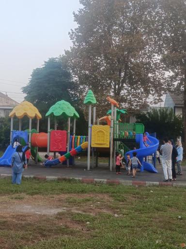 عکس شهربازی پارک ابریشم