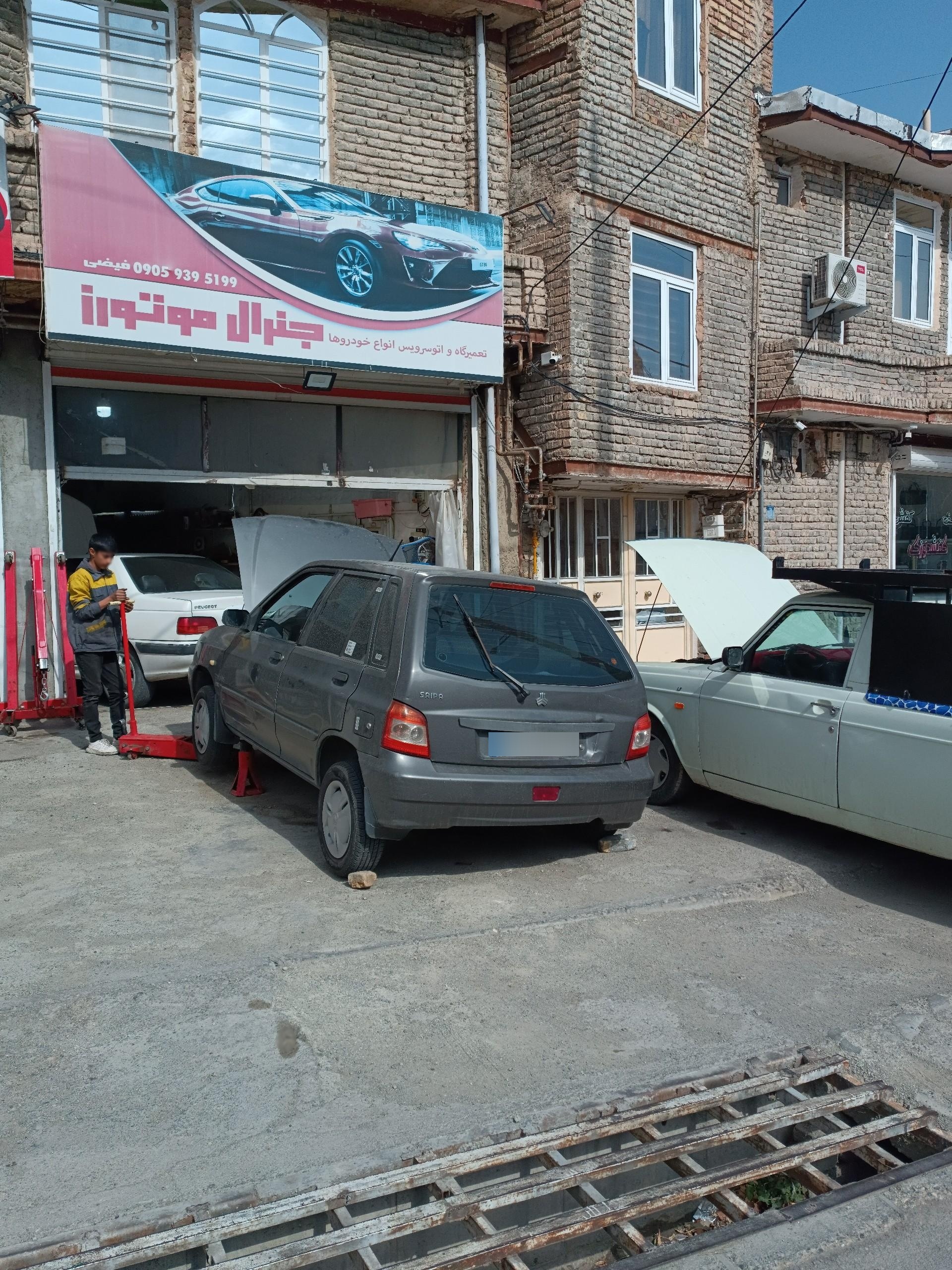 عکس مکانیکی جنرال موتور 