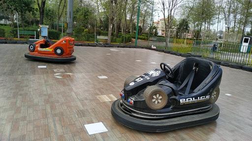 عکس شهربازی پارک ابریشم