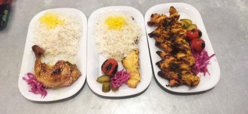 عکس رستوران عباس آقا و پسران