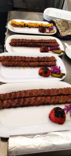 عکس رستوران عباس آقا و پسران