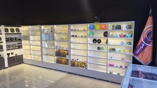 عکس پخش ظروف یکبار مصرف انبار ظرفدون