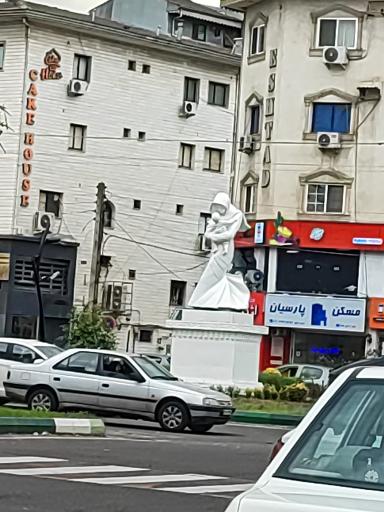 عکس میدان مادر